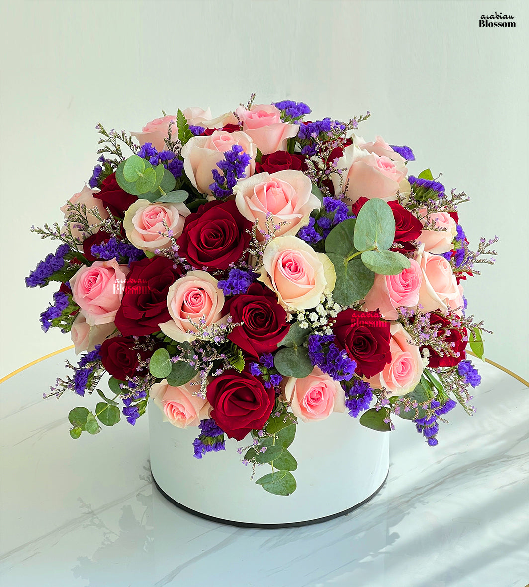 Happy Birthday Flowers - Mix Bloom Flowers White Box - 40 Red And Pink With 10 Stems