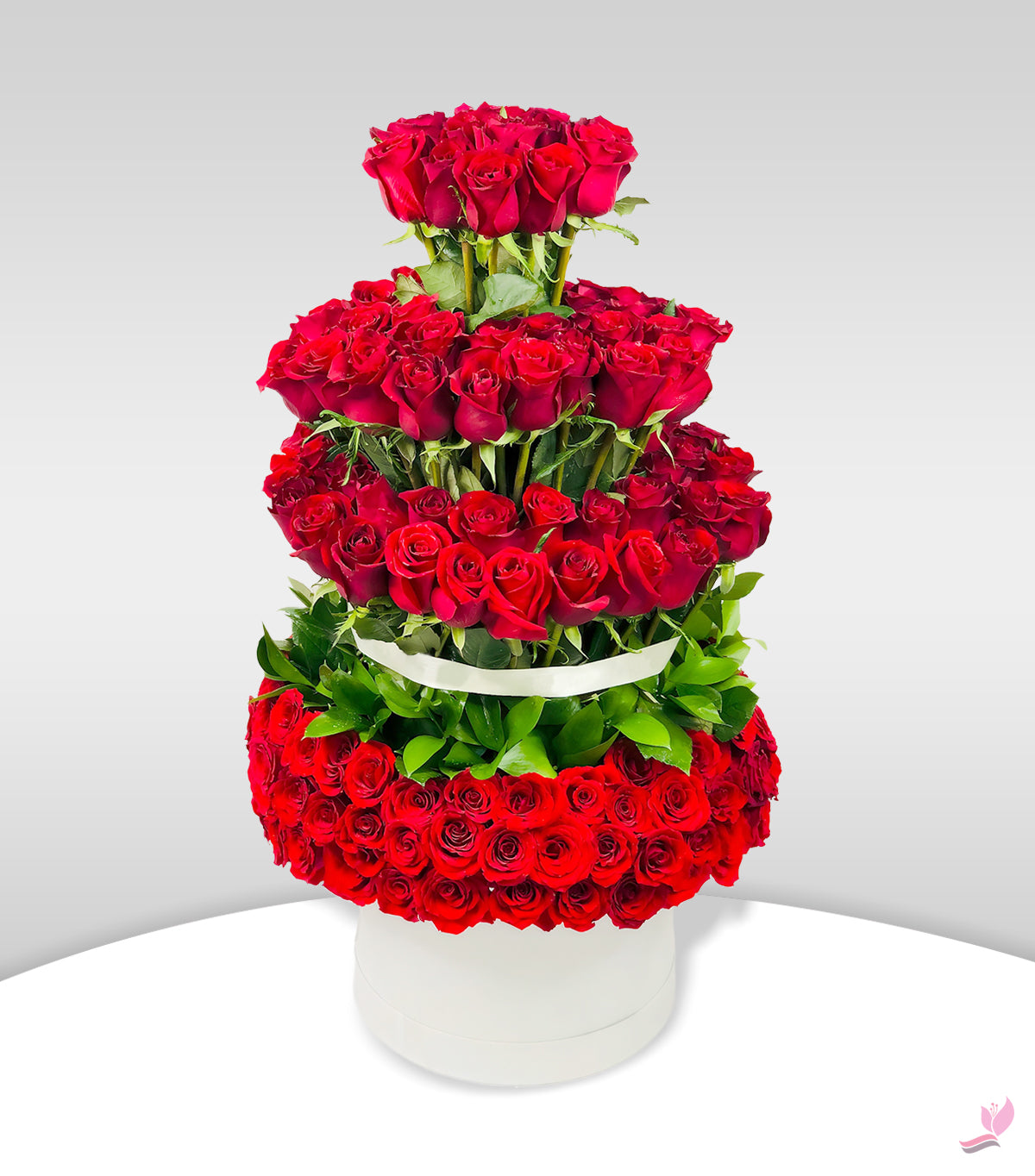 Red Rose Arrangement - Arabianblossom - Arranged In 4 Steps In A Box